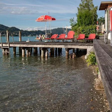 With Terrace Near Woerthersee Daire Schiefling am See